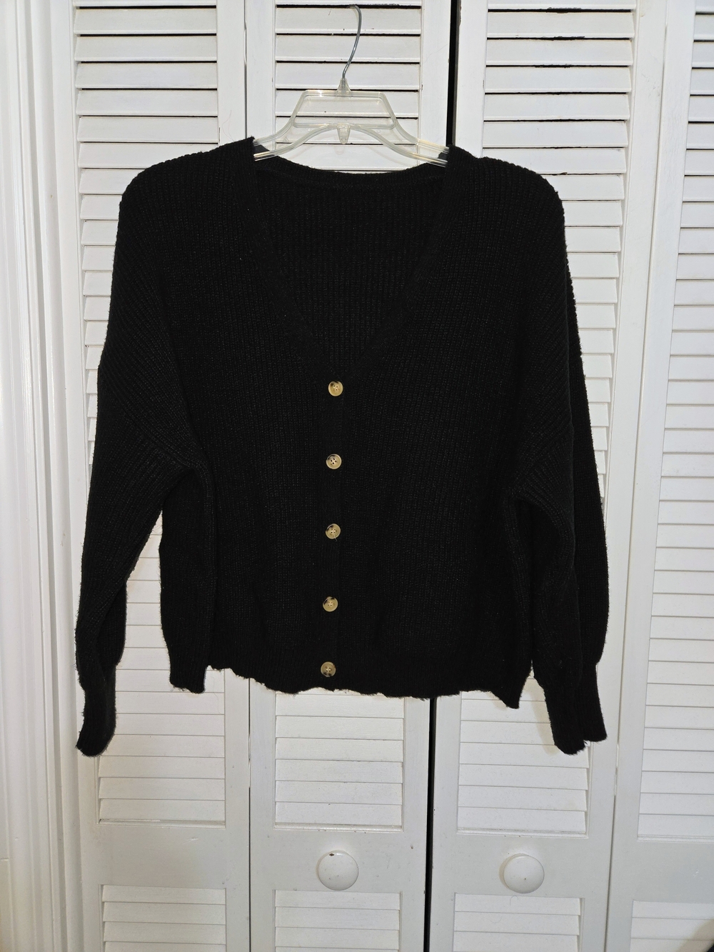 SHEIN Curve Women's 3X Black V-Neck Button-Front Cardigan